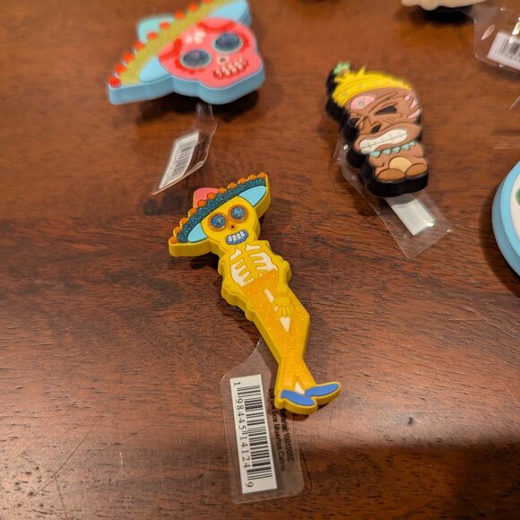 NWT 10 Light-up Sugar Skull Cute Summer Fun Jibbitz from Crocs Store - Picture 5 of 5